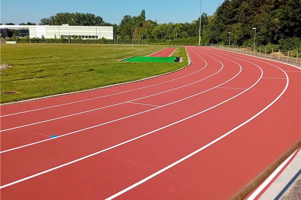 Renovatie atletiekpiste in PU - Sportinfrabouw NV